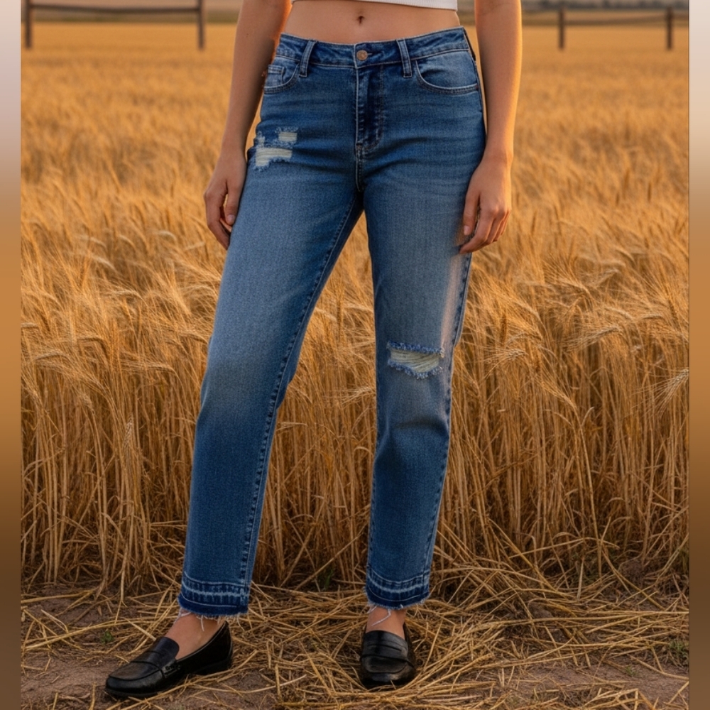 Judy Blue Mid-Rise Boyfriend Distressed Jeans Straight Leg Raw Hem Denim Pants